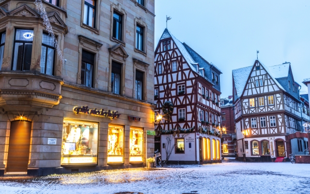 winterliche Altstadt von Mainz