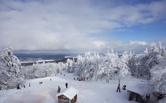 Aussicht vom Inselberg auf Skipiste, Skilaufen am Inselberg